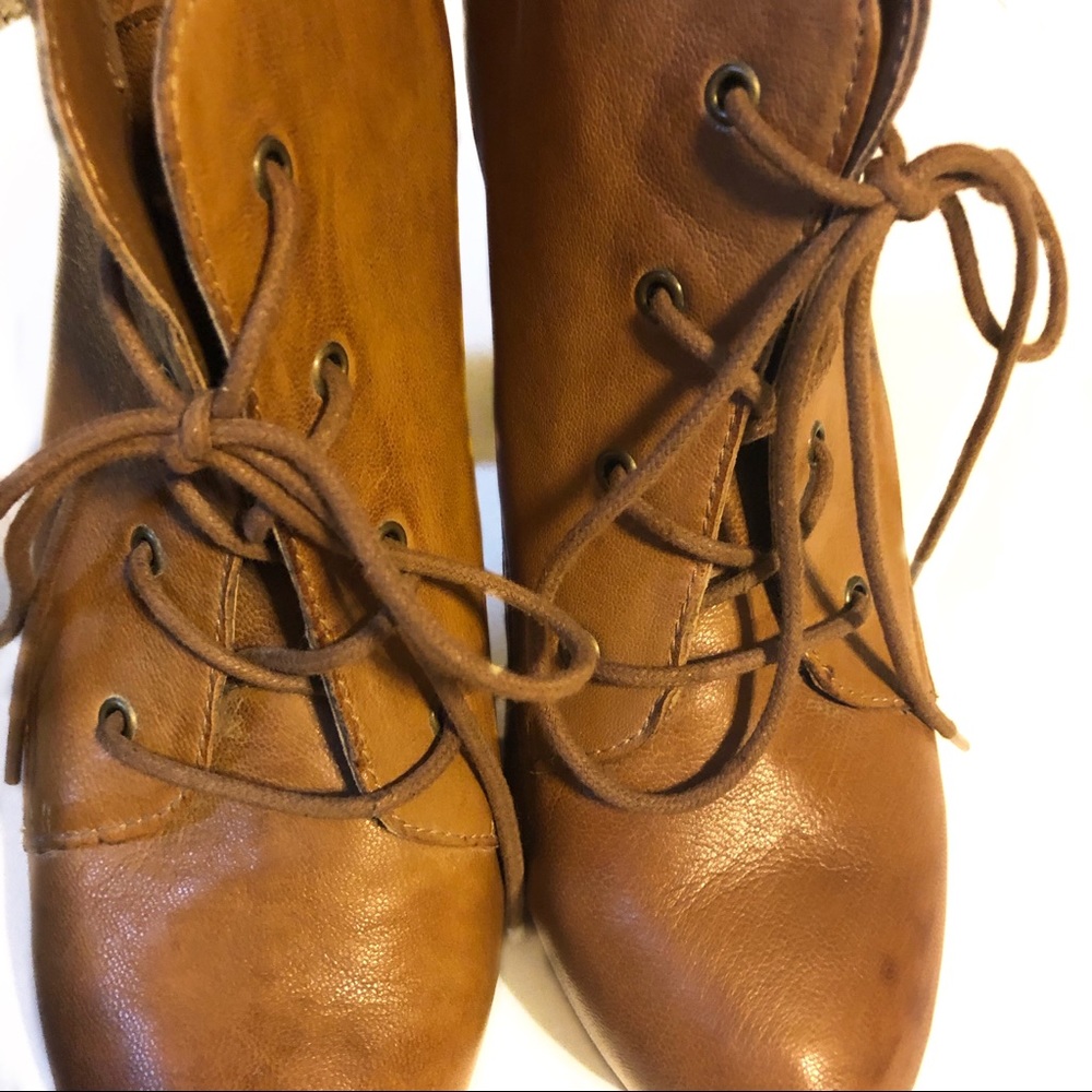 Steve Madden Craizie Heeled Boots - Picture 4 of 8